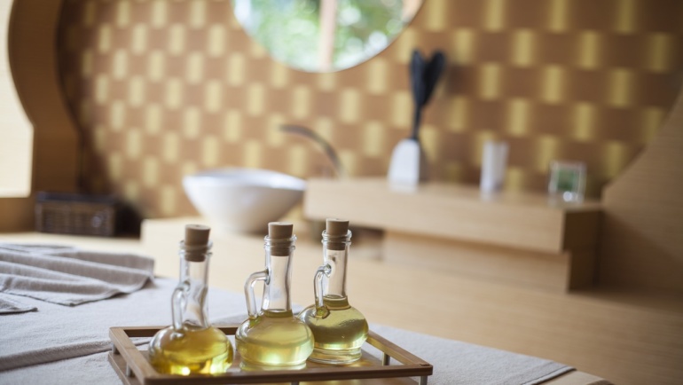 massage huiles essentielles
